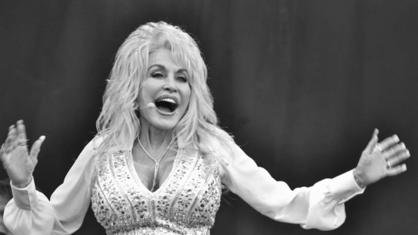 Dolly Parton nie żyje. Legenda muzyki country odeszła w wieku 80 lat