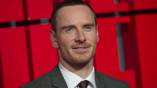 Michael Fassbender powrócił do swojej dawnej szkoły i przeprowadził tam warsztaty aktorskie
