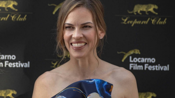 Hilary Swank zdradza, co było najtrudniejsze do zagrania w serialu "Rozłąka", który w piątek miał premierę na Netfliksie