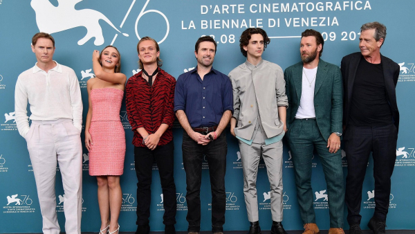 Lily-Rose Depp i Timothee Chalamet promowali "Króla" na festiwalu w Wenecji