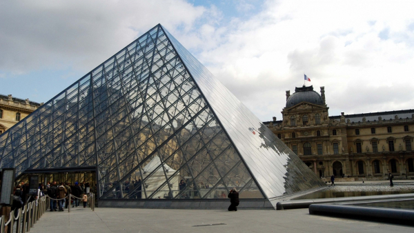 Cenne dzieła sztuki wywiezione potajemnie z Kijowa znalazły schronienie w Luwrze