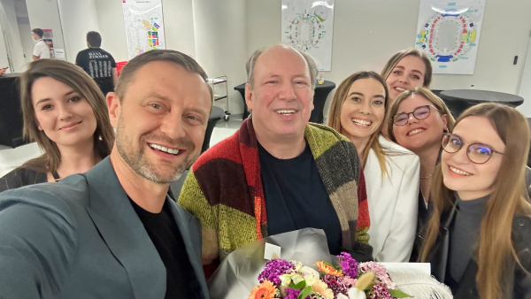 Stało się! Wręczyliśmy Hansowi Zimmerowi Nagrodę Specjalną MocArta z okazji 20-lecia RMF Classic! 