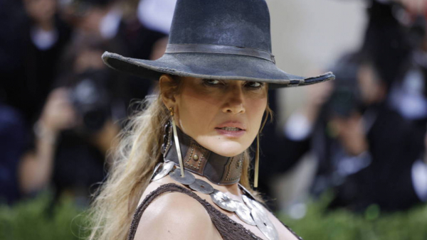 Jennifer Lopez chce wystąpić w kontynuacji filmu sprzed lat, w którym grała z Benem Affleckiem