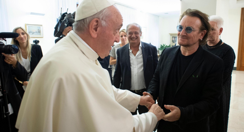 Papież przyjął na audiencji Bono z zespołu U2