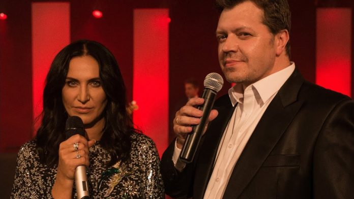Magiczny występ Kayah i Krzysztofa Kiljańskiego w filmie „Zabawa zabawa”