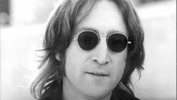 John Lennon: trudniej jest nie być sobą