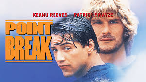 „Na fali” z Keanu Reevesem i Patrickiem Swayze doczeka się serialowej wersji