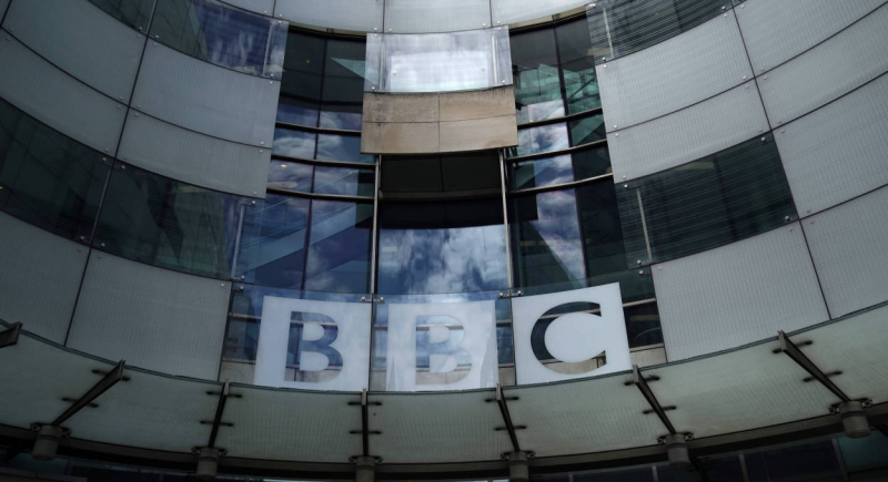 Stacja BBC wyprzedaje płyty ze swojego archiwum. Na aukcje trafi 285 tysięcy winyli